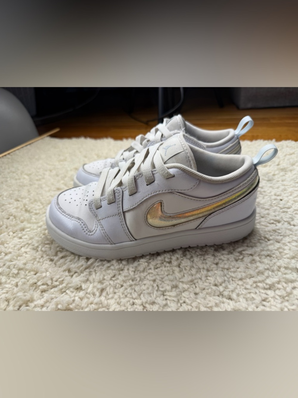Girls 3Y Nike Jordan Low’s - Picture 3 of 11